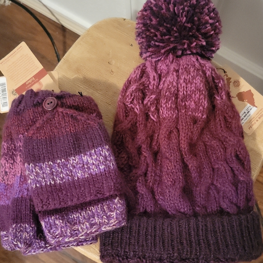 Alpace blend Cozy Knit Hat and Gloves Set - Purple